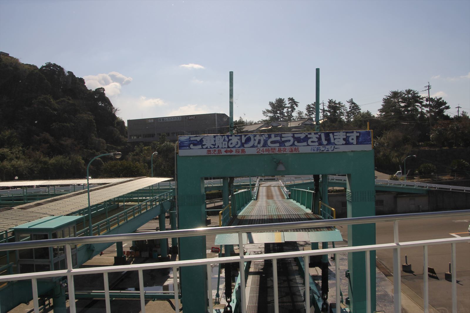 f0358360_01031056.jpg