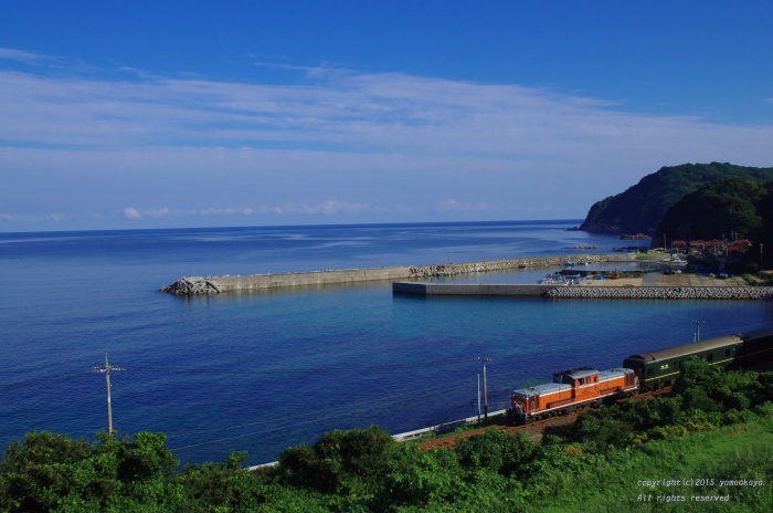 山陰の静かな海へ_d0309612_0391758.jpg