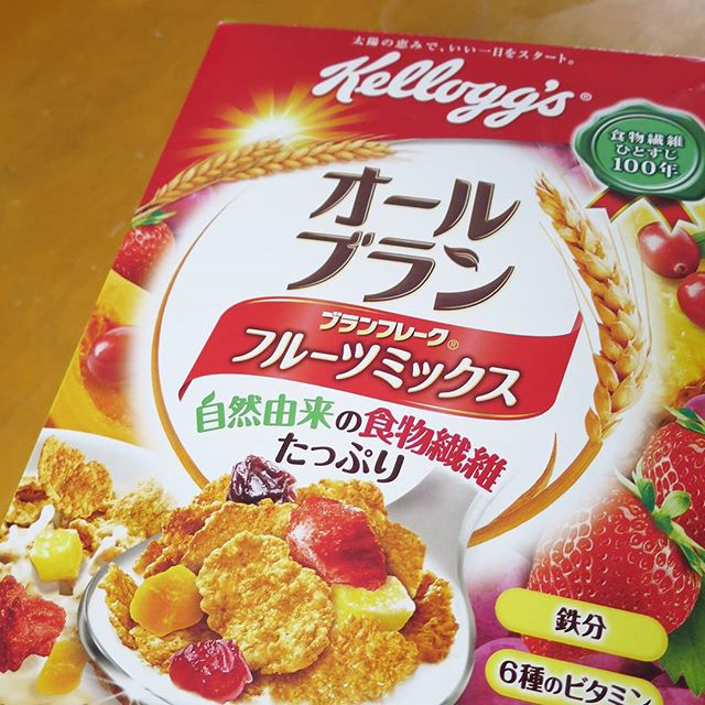 「オールブラン ブランフレーク フルーツミックス」をいただきました_c0060143_19570502.jpg