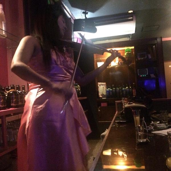 送別会にて、演奏させて頂きました♪_f0109257_103611.jpg