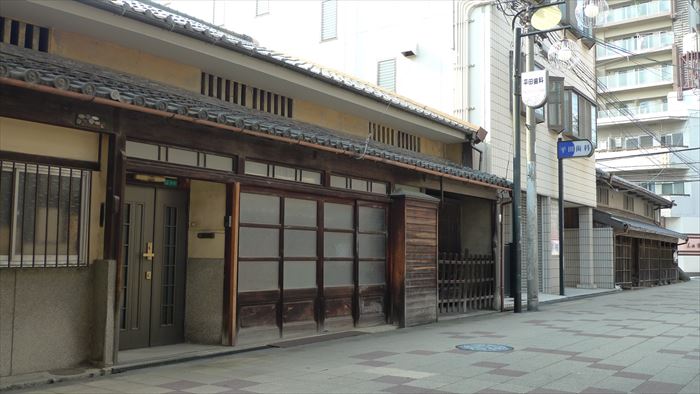 安立(あんりゅう)と紀州街道の街並み_f0139570_17515997.jpg