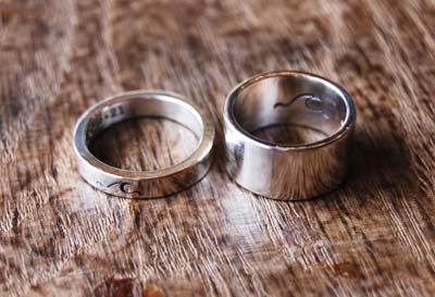波ワンポイントの結婚指輪_f0155891_1682223.jpg