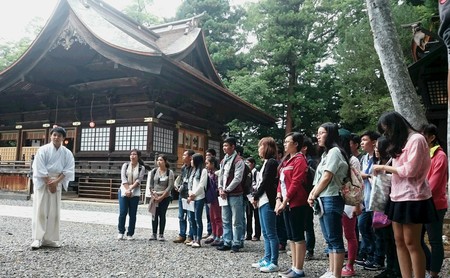 日本国際交流３日目…諏訪地域の文化学習_d0265607_23424657.jpg