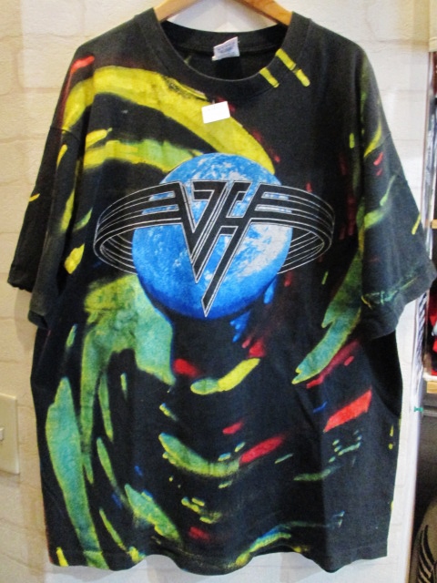 VAN HALEN (ヴァン・ヘイレン)　93年 WORLD TOUR Tシャツ_f0181819_1534153.jpg