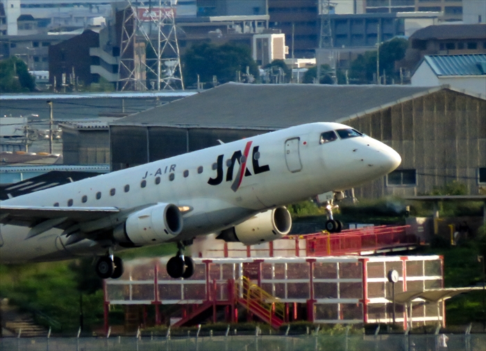 久しぶりの飛行機、その２_b0242140_20231260.jpg