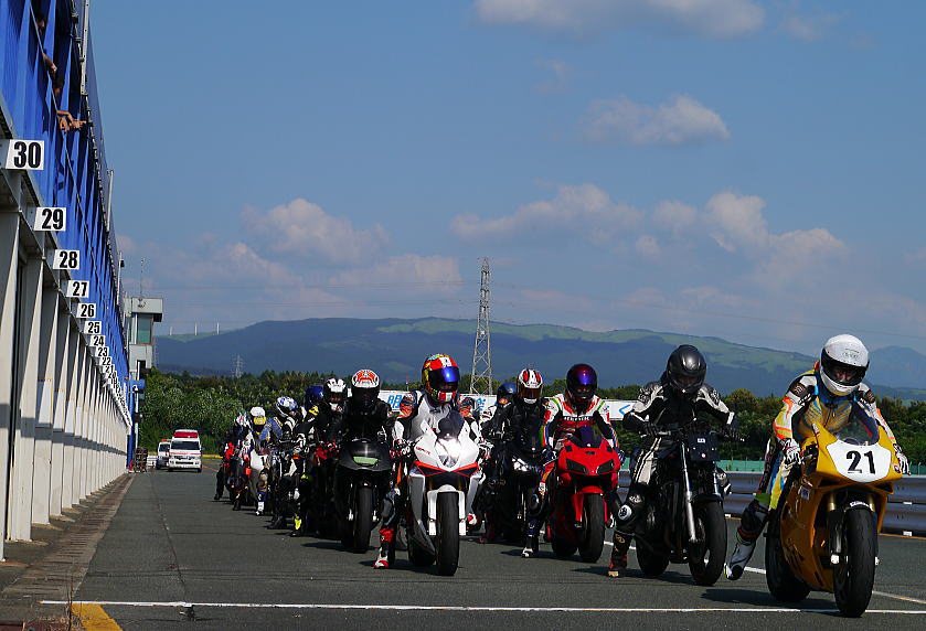 モトパラ受付締切間近!!_f0178858_1785127.jpg