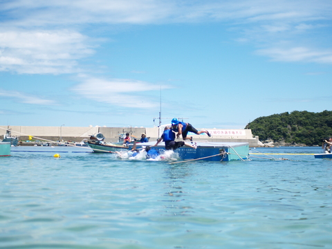 エビスカップ海上綱引き大会に参加しました_d0237571_1155365.jpg