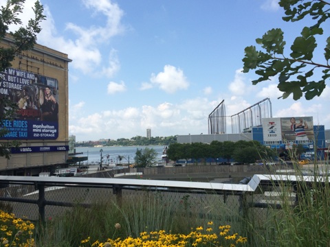 f0235809_23212327.jpg