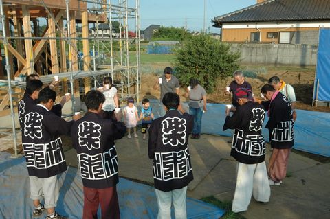 上棟おめでとうございます。_a0059217_13502350.jpg