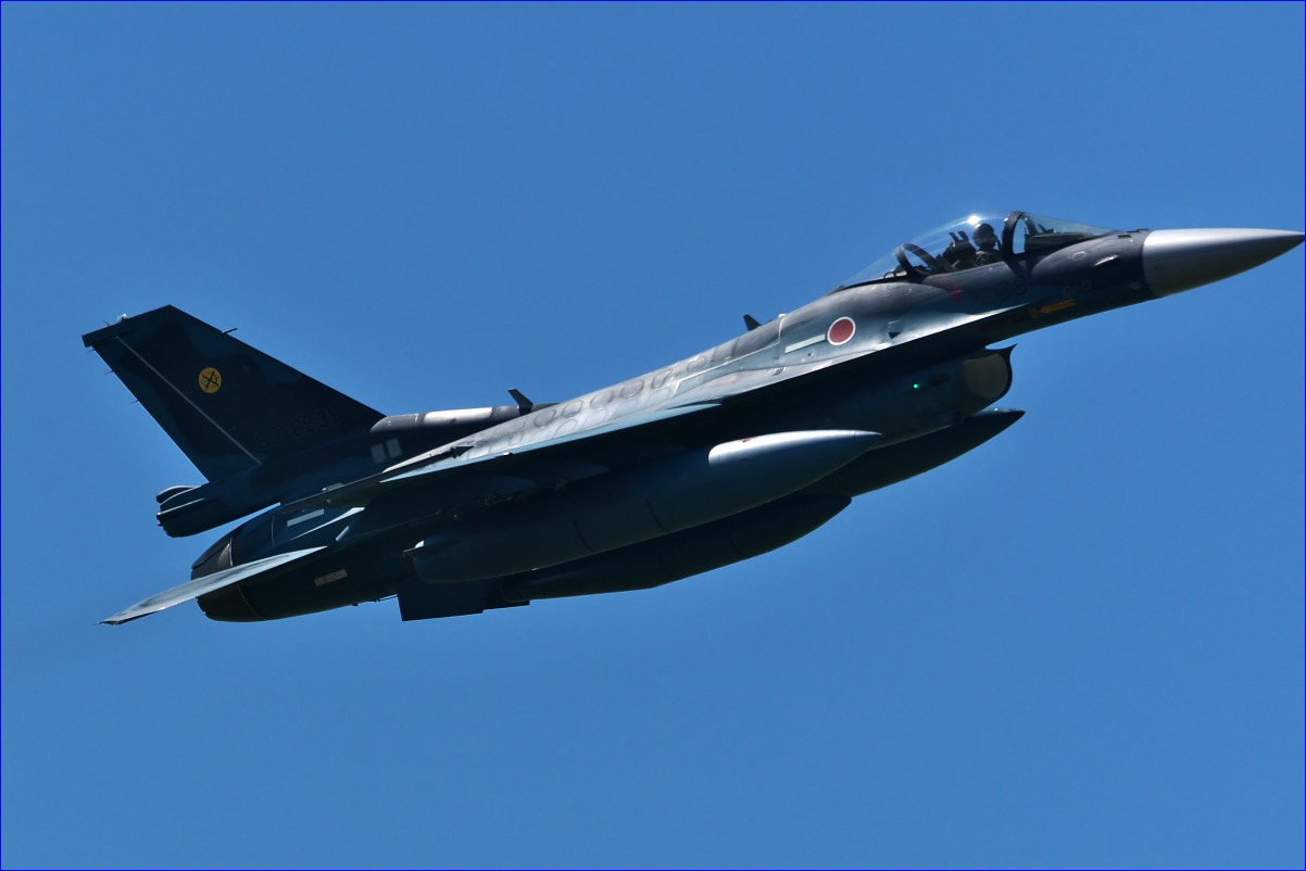 2015総火演前日予行(その1)~特別出演のF-2・驚愕のローパス_d0137627_0514821.jpg
