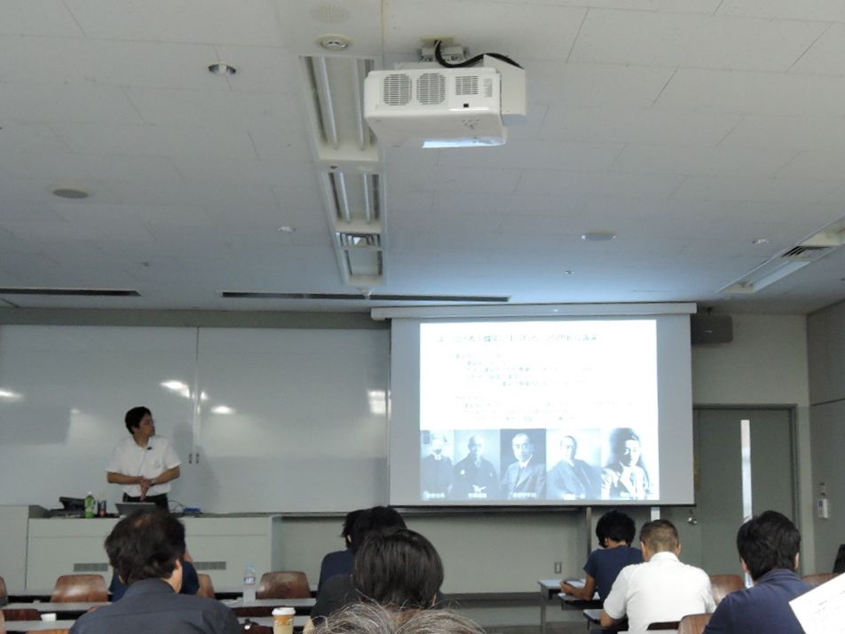 特別公開講座「建築設計者のアイデンティティとは何か」_b0186729_9501912.jpg