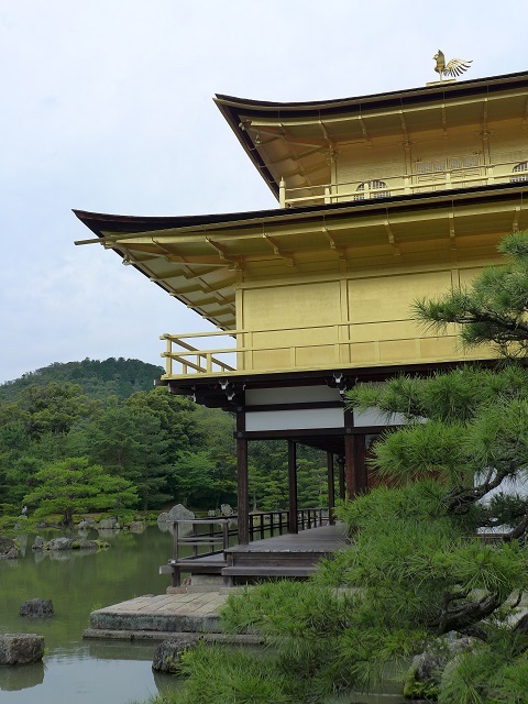 e0303726_16102004.jpg