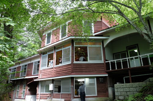 旧スイス公使館(深山荘)<歴史的建造史跡> ごま塩マッチの歴史探訪