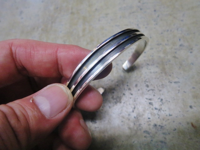 やはり今でしょ?? Navajo ARTIST ・・・ NORA BILL & Tee Mace 追加入荷!!_d0152280_11493922.jpg