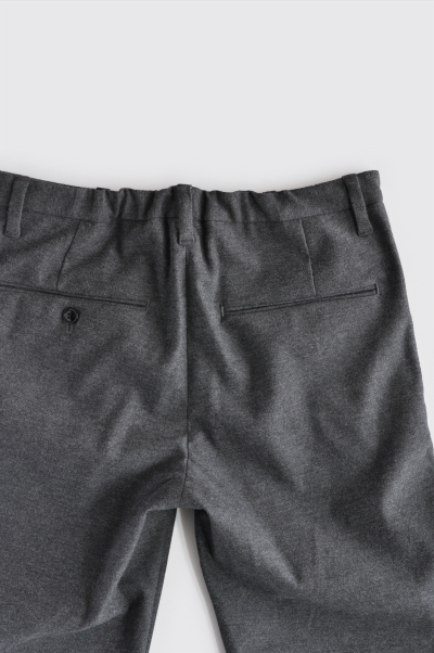 STILL BY HAND　Moleskin 1-Tuck Tapered Pants (Gray)_d0120442_135265.png