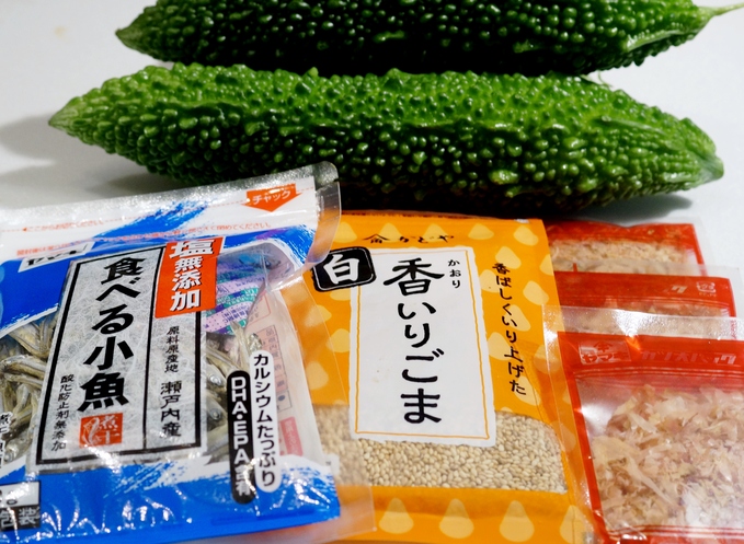 ■常備菜【拘りのゴーヤの佃煮】食べる小魚／胡桃入りです♪ゴーヤの大量消費大作戦！！_b0033423_22193428.jpg