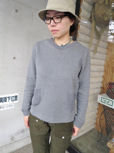 期待の秋モデル★　Kato ･･･ V-NECK SWEAT SWEATER！♪！ (再)_d0152280_2322058.jpg