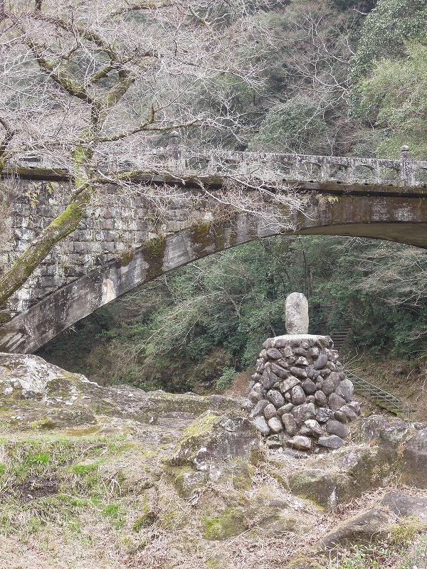 九州自然歩道　高千穂峡コース　2_b0153213_21463523.jpg