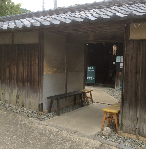 f0039933_2291790.jpg