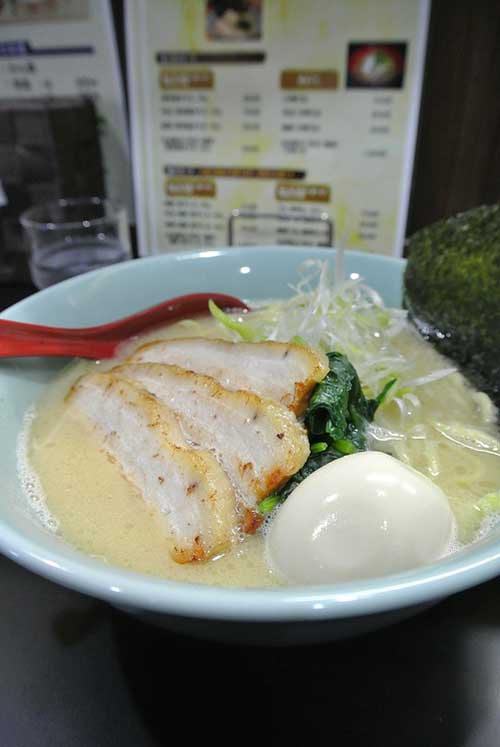 【山梨ラーメン屋巡り - らーめんや 蘭 甲西店（山梨・南アルプス） -】_a0005436_11254710.jpg