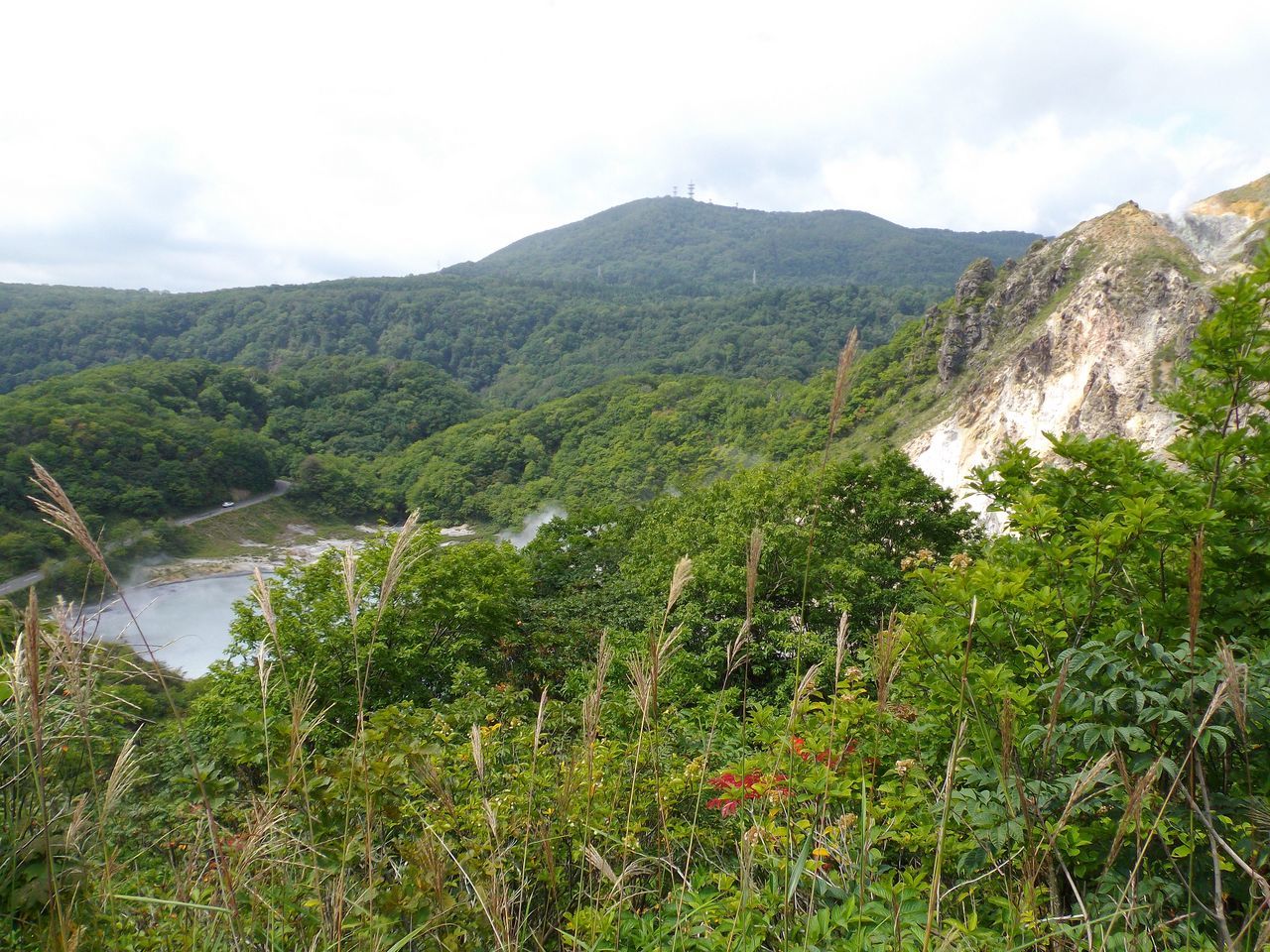 ヒグマとアイヌと火山の島_c0025115_21112066.jpg