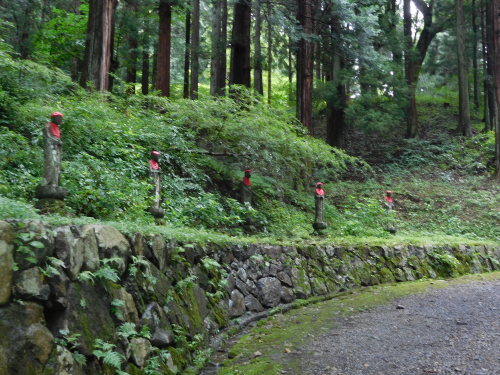 松本 筑摩神社、若宮八幡社、弘法山古墳、松本市立考古学博物館、牛伏寺、牛伏川階段工、馬場家住宅、半地下工場跡、おまけ : 釈迦堂遺跡博物館_e0345320_00255670.jpg