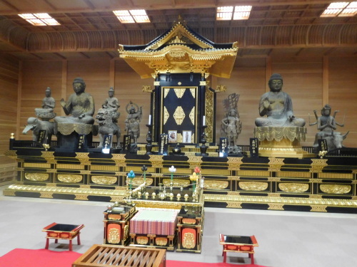 松本 筑摩神社、若宮八幡社、弘法山古墳、松本市立考古学博物館、牛伏寺、牛伏川階段工、馬場家住宅、半地下工場跡、おまけ : 釈迦堂遺跡博物館_e0345320_00362463.jpg