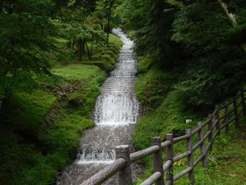松本 筑摩神社、若宮八幡社、弘法山古墳、松本市立考古学博物館、牛伏寺、牛伏川階段工、馬場家住宅、半地下工場跡、おまけ : 釈迦堂遺跡博物館_e0345320_00465414.jpg