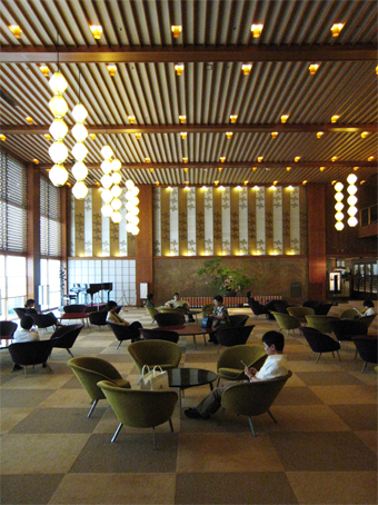 ホテルオークラの茶室:聴松庵_c0195909_11232135.jpg