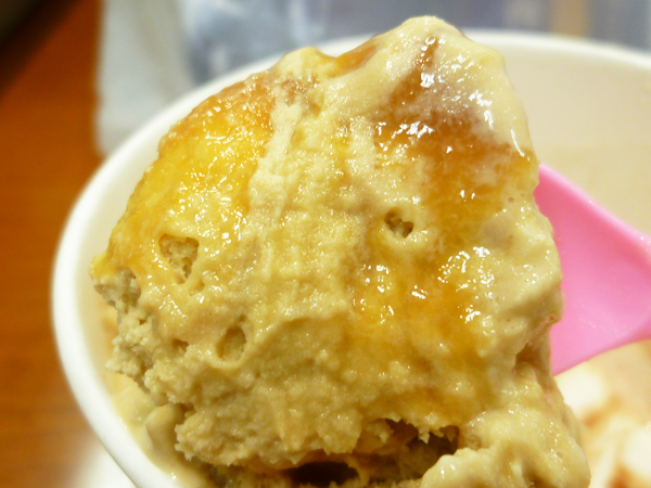 サーティワンアイスクリーム 池袋店_c0152767_2337518.jpg