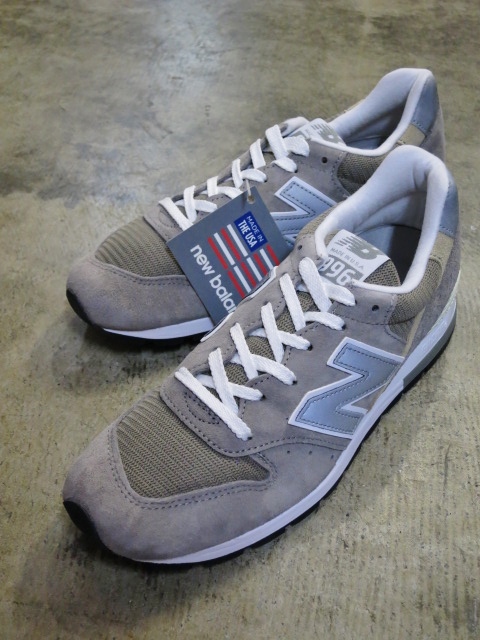 王道の定番、でも実物を見かけない！？　new balance　M998 GRAY (MADE IN USA)_d0152280_19402935.jpg