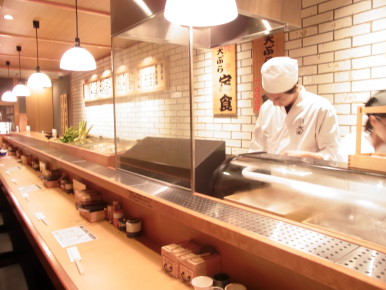 赤坂　新鮮な魚介・旬の野菜を使った天ぷらが安い！！天金_c0172698_11321850.jpg