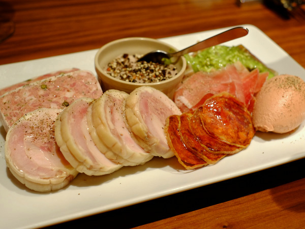 「二子玉川 ラヴァン・グゥのバルフェアRetty会」_a0000029_0364680.jpg
