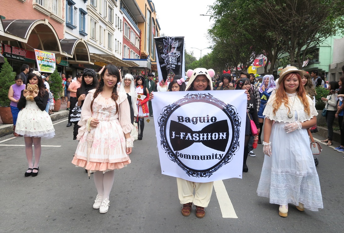 BAGUIO DAY PARADE 2015 バギオ市制106周年記念パレードに伊達政宗と七夕飾りが参加_a0109542_1821025.jpg