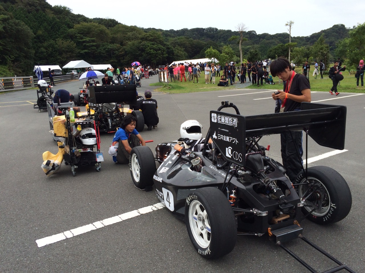並んでます_c0139127_13310408.jpg