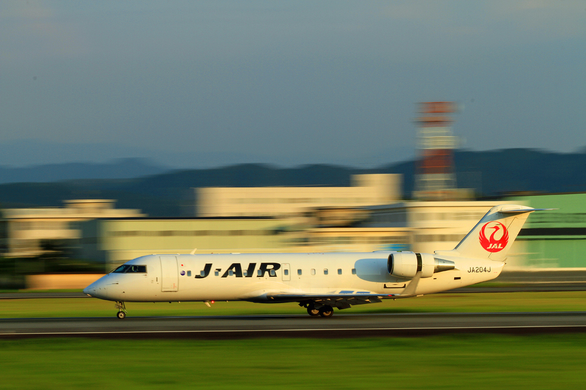 JAL　（Bomdardier CRJ200）．_b0044115_8194712.jpg