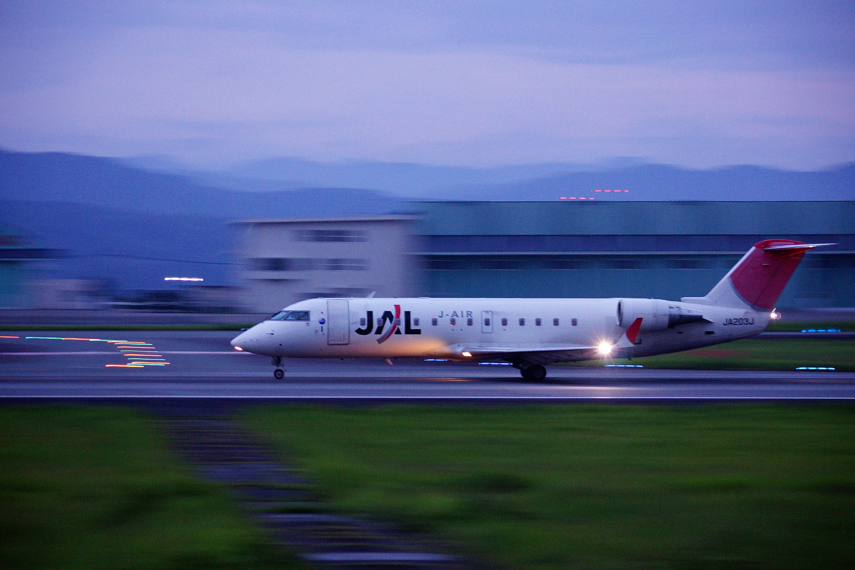 JAL　（Bomdardier CRJ200）．_b0044115_821314.jpg