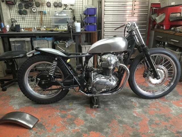 W650 カスタムシート