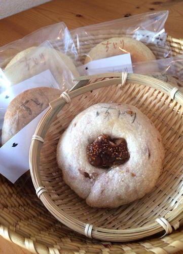 【いちじくべーぐる 追加販売いたします。】_a0251920_11503702.jpg