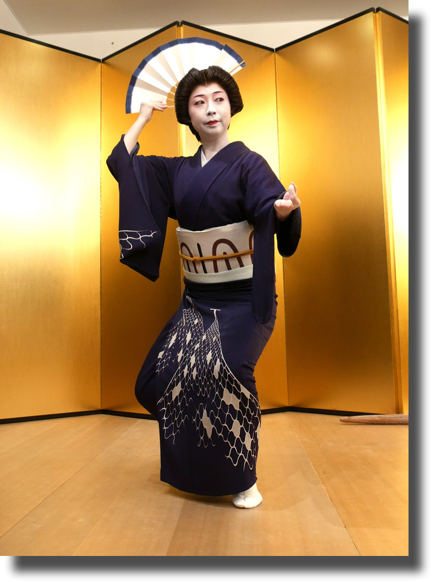 なでしこの踊り　8月30日_c0121824_105717.jpg