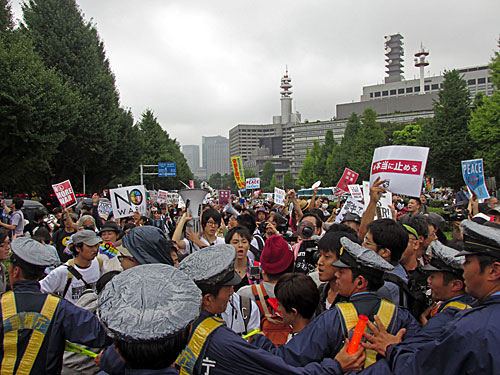 ８・３０国会１０万人・全国１００万人大行動_a0188487_1795121.jpg