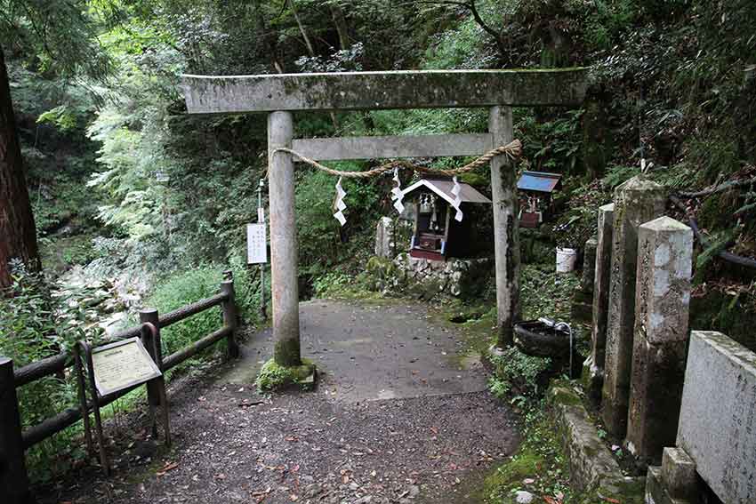 2015年丹後半島の旅-09♪皇大神社-2・天岩戸神社♪_d0058941_9252114.jpg