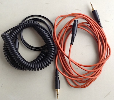 AKG K712の改造① : 通電してみんべ AKG K712の改造① : 通電してみんべ