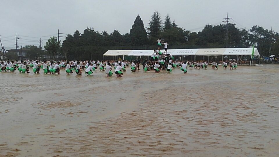 土砂降りの中　綾部中学校体育祭_f0111128_15221432.jpg