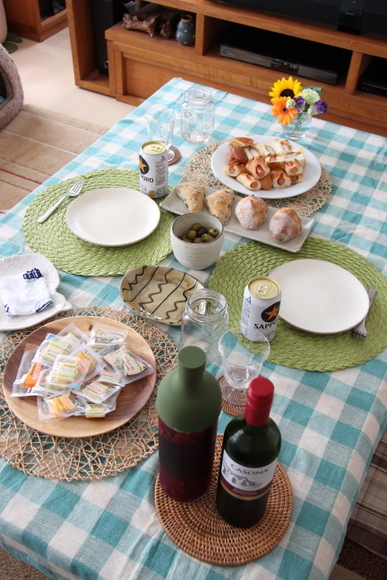 自宅で昼飲み会 平日 会社を休んだら