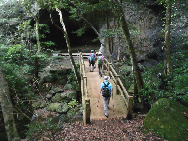 黒髪山～青螺山～牧ノ山往復トレーニング_a0206345_7113778.jpg