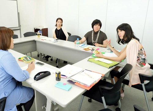プロ講師実践コース3回目は、さらに喝!!お金を頂けるレベルを目指してるの?_d0169072_11081654.jpg