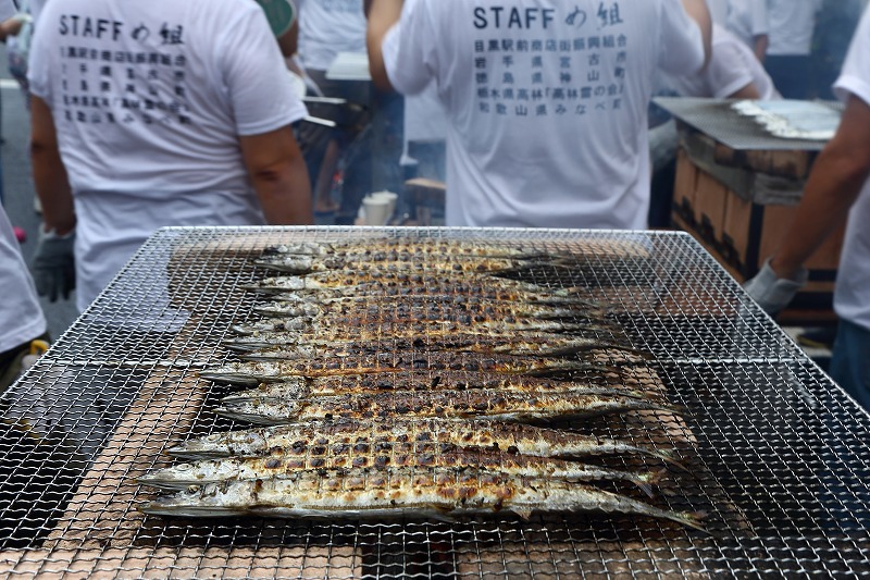 なに、日本橋魚河岸とな、それはいかん、サンマは目黒に限る_b0291402_07425255.jpg