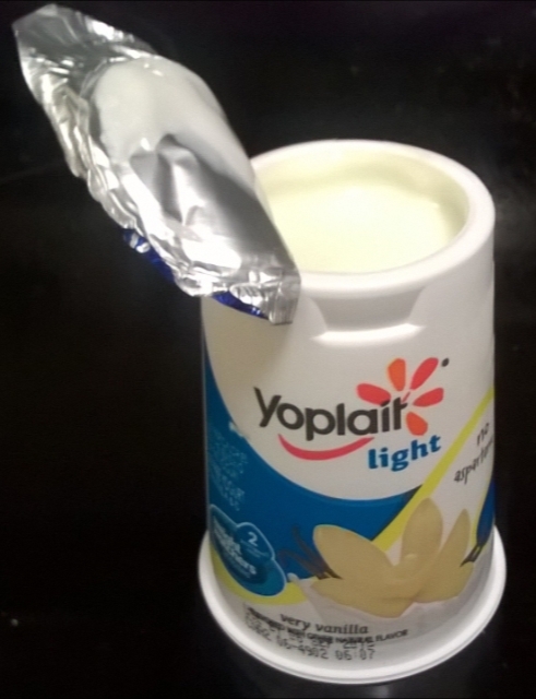 yoplaitヨープレイトヨーグルトその2_e0351841_15225366.jpg