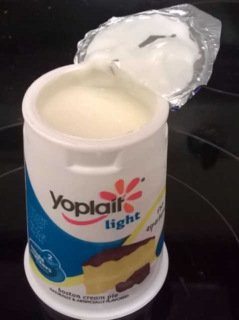 yoplaitヨープレイトヨーグルトその2_e0351841_15235268.jpg